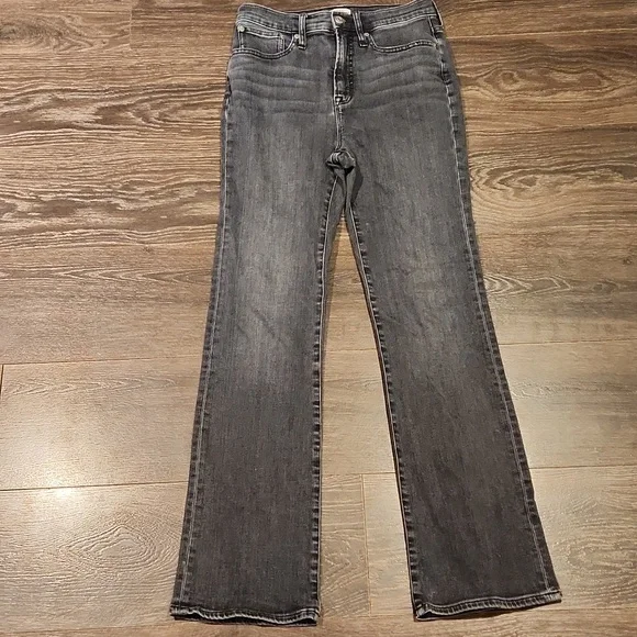 ❤️ J CREW HIGH RISE CURVY FULL LENGTH DEMI BOOT BOOTCUT JEANS, WASHED BLACK, 6 - Picture 5 of 12